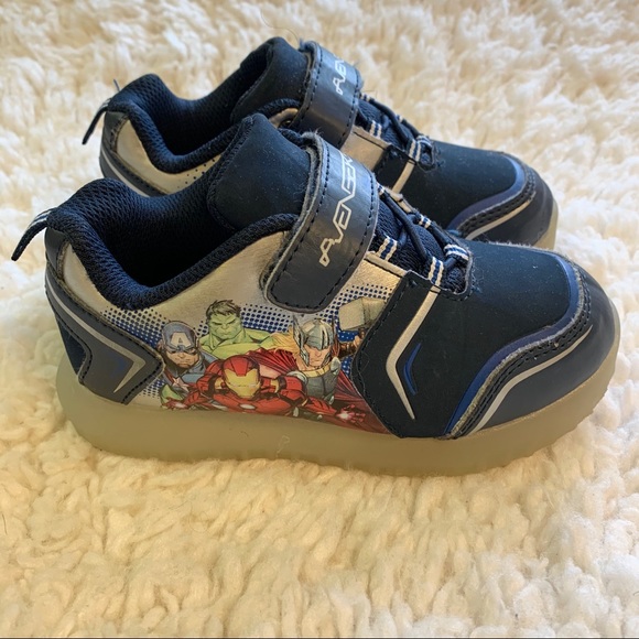 Other - AVENGER Light up Sneakers